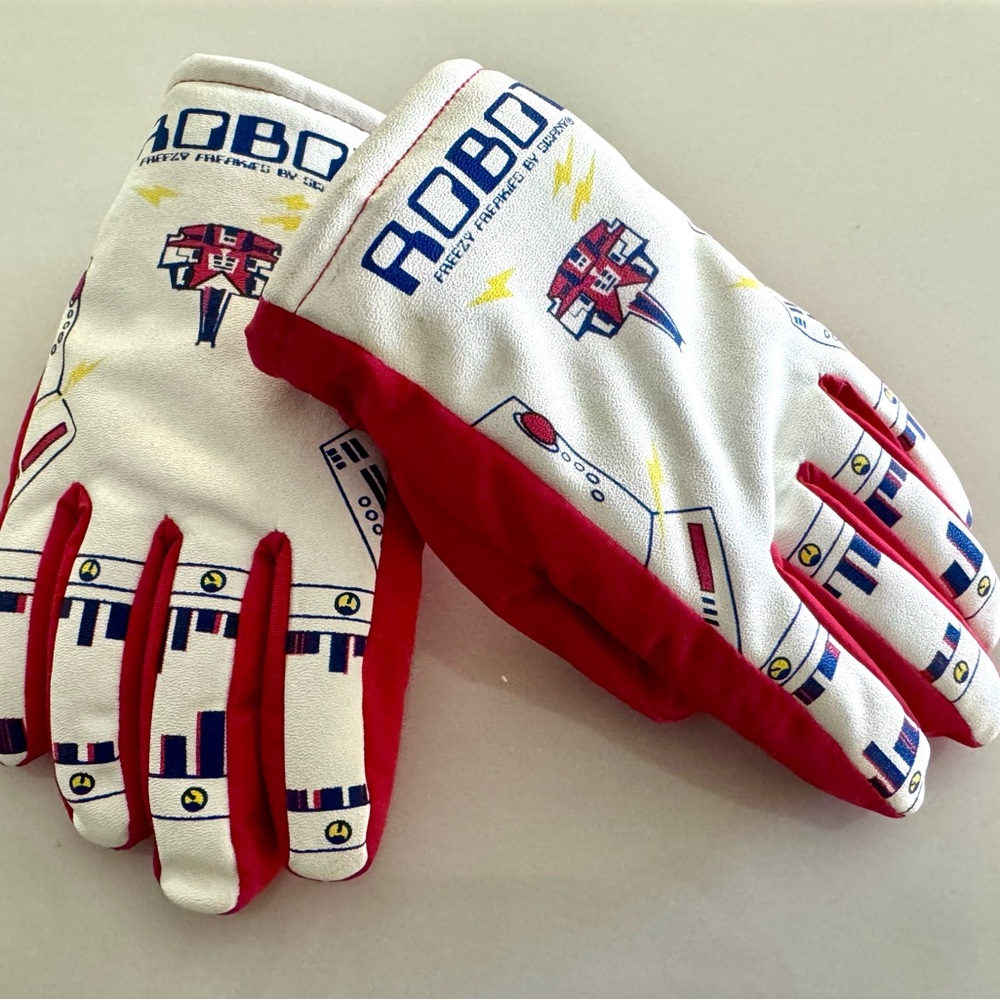 Kids Winter Gloves - “Robot” Freezy Freakies. - Picture 3 of 5